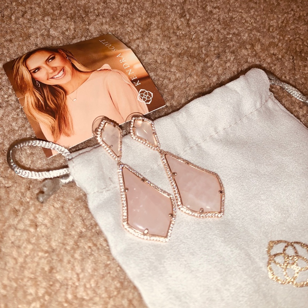 New Kendra Scott Rose Gold /Rose Quartz Drop Earrings (OG KS from 2016)